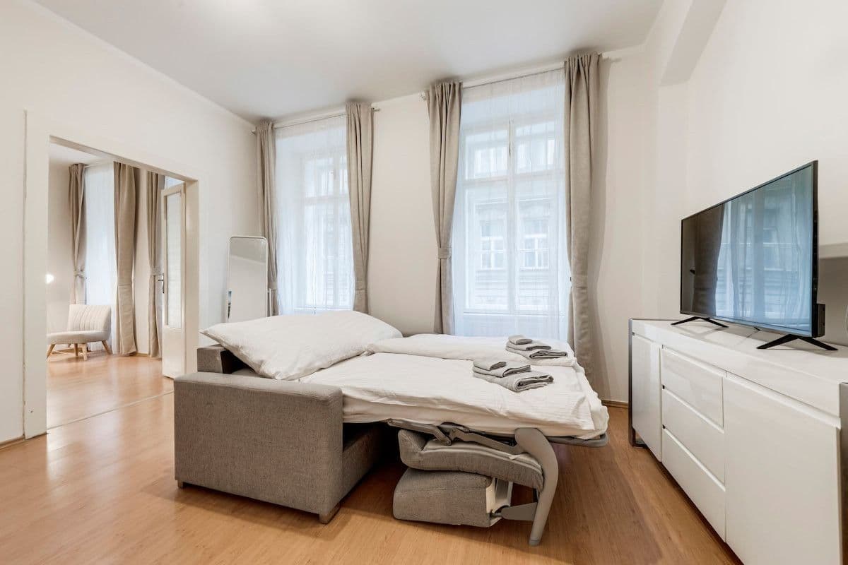 Prenájom bytu 55 m², Ve šmečkach, Praha, Praha Prenájom bytu 55 m², Ve šmečkach, Praha, Praha