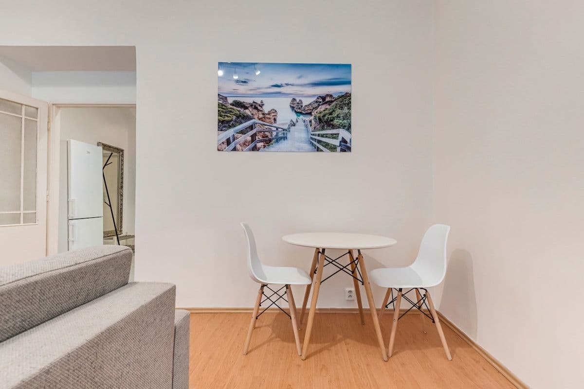 Prenájom bytu 55 m², Ve šmečkach, Praha, Praha Prenájom bytu 55 m², Ve šmečkach, Praha, Praha