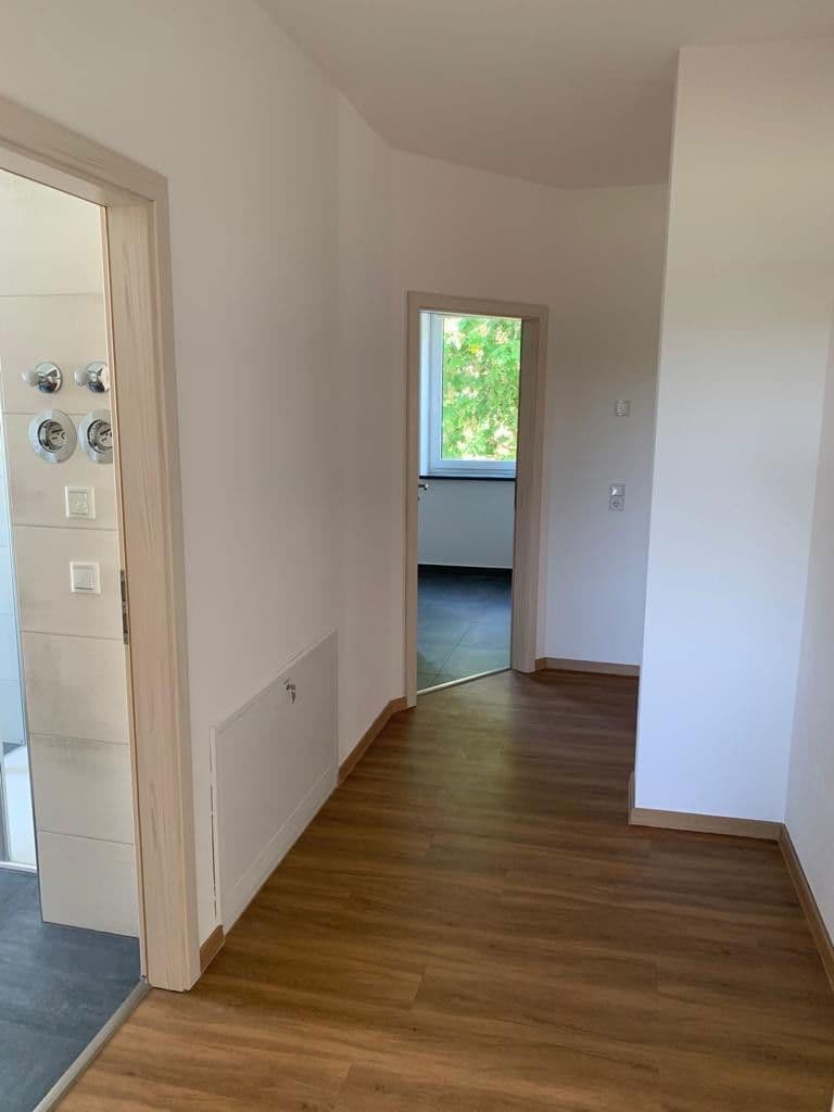 Prenájom bytu 4-izbový 118 m², Boderitzer Straße 72, Dresden, Sasko Prenájom bytu 4-izbový 118 m², Boderitzer Straße 72, Dresden, Sasko