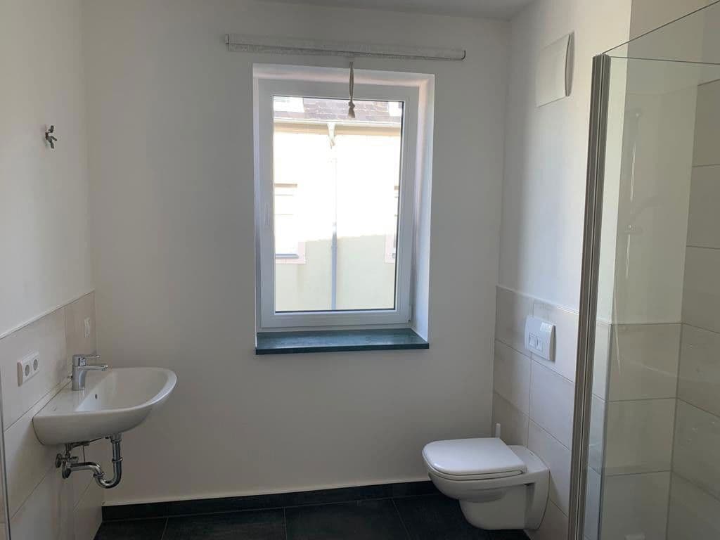 Prenájom bytu 4-izbový 118 m², Boderitzer Straße 72, Dresden, Sasko Prenájom bytu 4-izbový 118 m², Boderitzer Straße 72, Dresden, Sasko