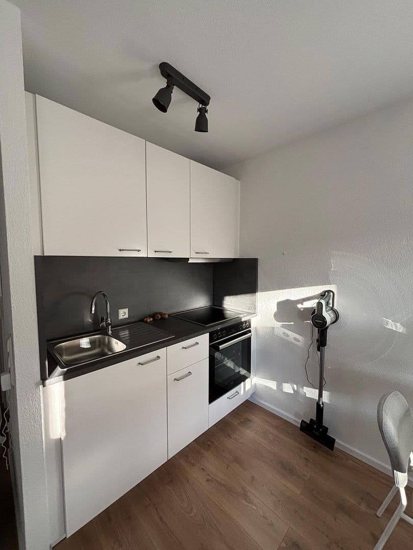 Prenájom bytu 1-izbový 24 m², Weilerstraße 56, Schwäbisch Gmünd, Bádensko-Wurttembersko Prenájom bytu 1-izbový 24 m², Weilerstraße 56, Schwäbisch Gmünd, Bádensko-Wurttembersko