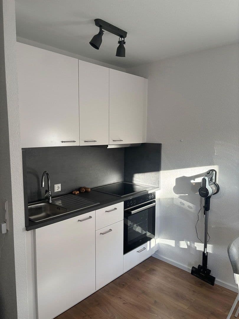 Prenájom bytu 1-izbový 24 m², Weilerstraße 56, Schwäbisch Gmünd, Bádensko-Wurttembersko Prenájom bytu 1-izbový 24 m², Weilerstraße 56, Schwäbisch Gmünd, Bádensko-Wurttembersko