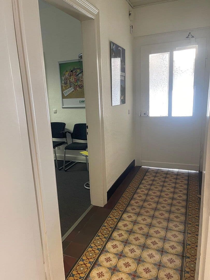 Prenájom kancelárie 81 m², Am Hallenbad 5, Oberhausen, Severné Porýnie - Westfálsko Prenájom kancelárie 81 m², Am Hallenbad 5, Oberhausen, Severné Porýnie - Westfálsko