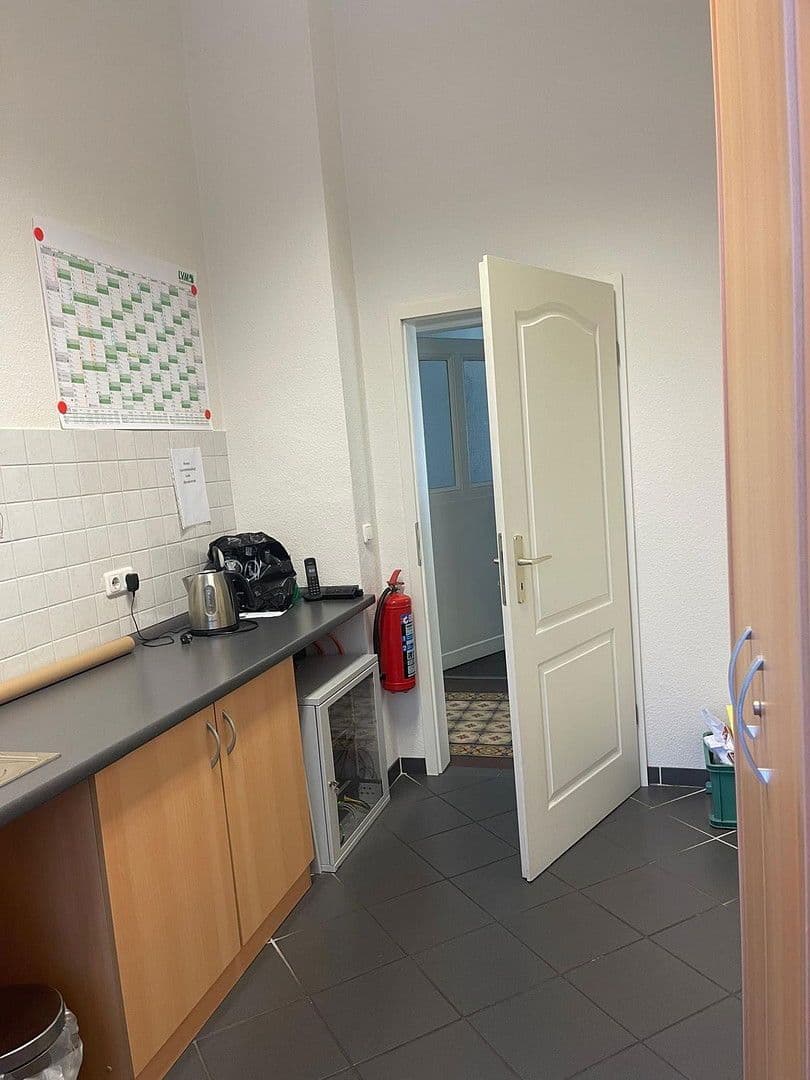 Prenájom kancelárie 81 m², Am Hallenbad 5, Oberhausen, Severné Porýnie - Westfálsko Prenájom kancelárie 81 m², Am Hallenbad 5, Oberhausen, Severné Porýnie - Westfálsko