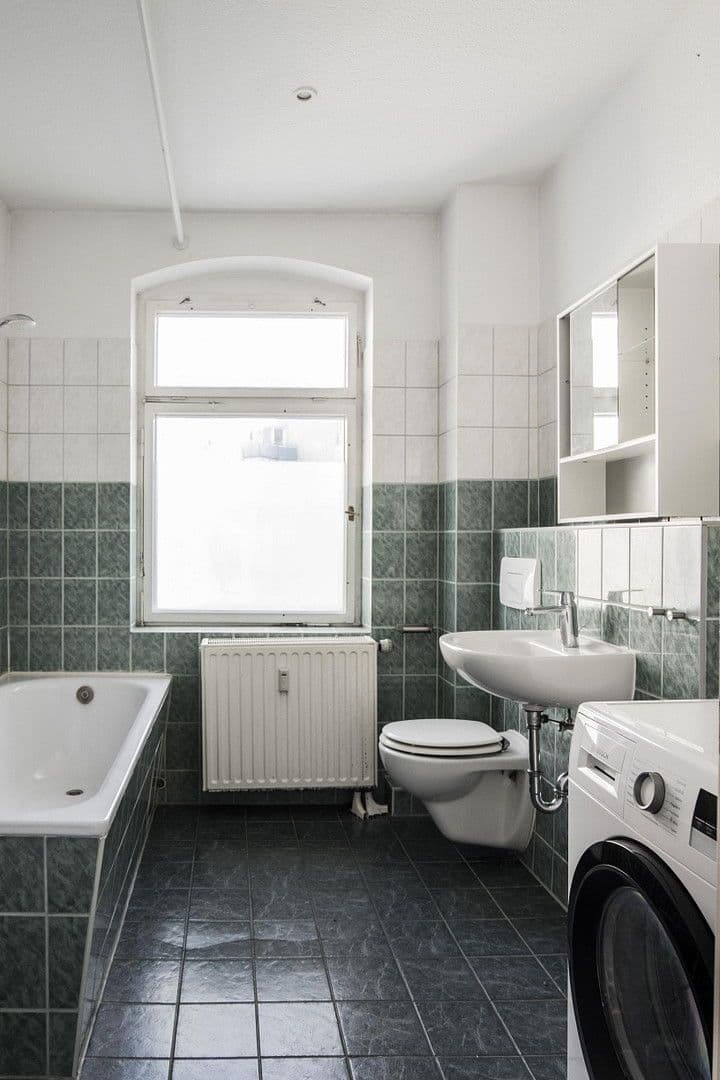 Predaj bytu 2-izbový 41 m², Ohmstr. 5, Berlin, Berlín Predaj bytu 2-izbový 41 m², Ohmstr. 5, Berlin, Berlín