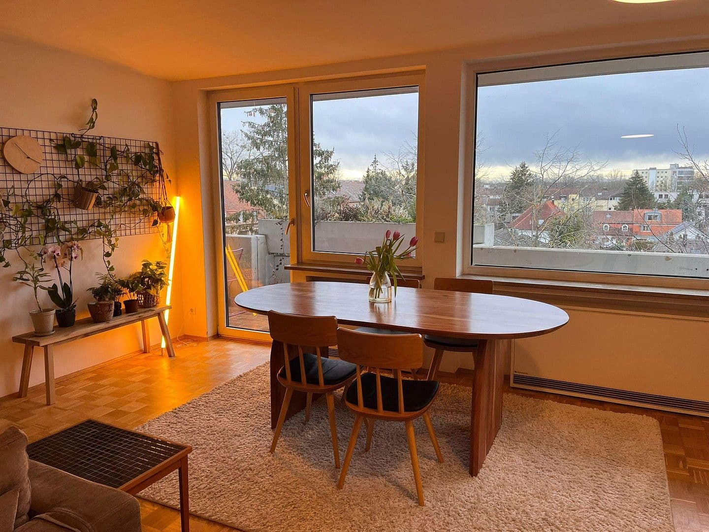 Prenájom bytu 3-izbový 95 m², Berg-am-Laim-Str. 60a, München, Bavorsko Prenájom bytu 3-izbový 95 m², Berg-am-Laim-Str. 60a, München, Bavorsko