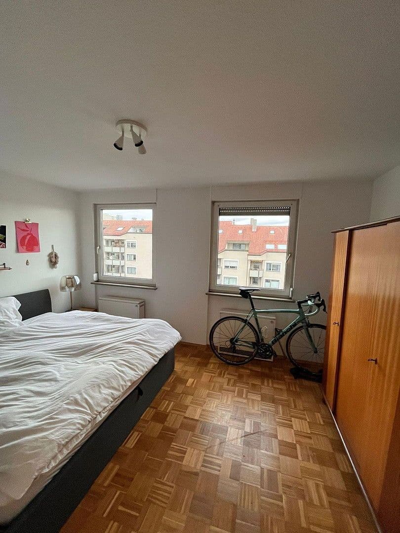 Prenájom bytu 3-izbový 95 m², Berg-am-Laim-Str. 60a, München, Bavorsko Prenájom bytu 3-izbový 95 m², Berg-am-Laim-Str. 60a, München, Bavorsko