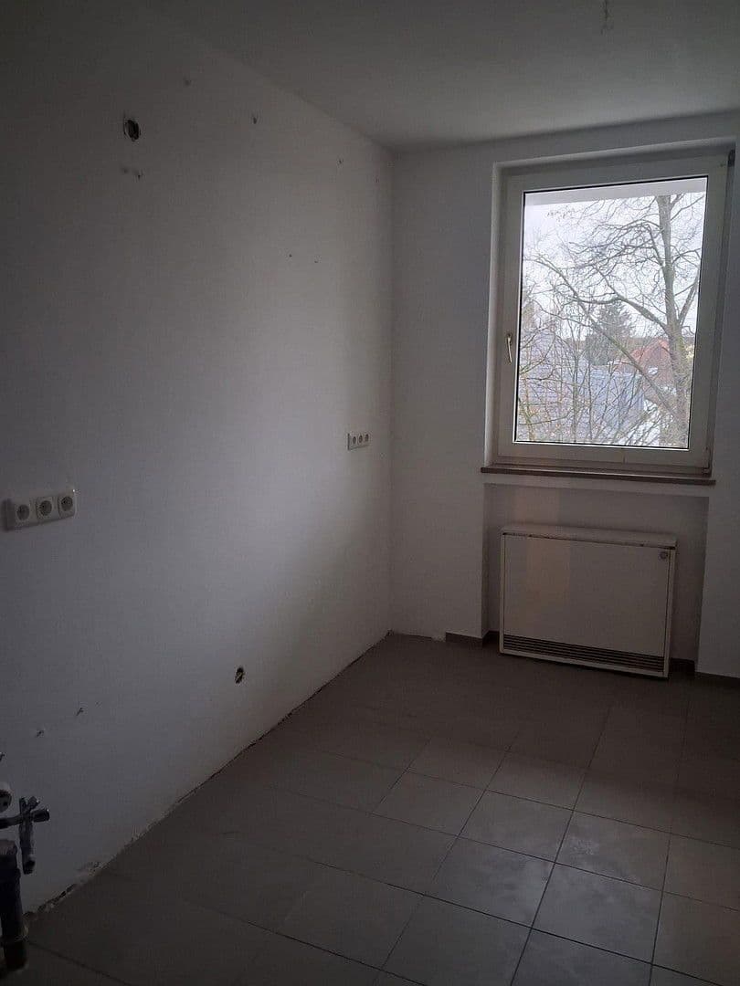Prenájom bytu 3-izbový 95 m², Berg-am-Laim-Str. 60a, München, Bavorsko Prenájom bytu 3-izbový 95 m², Berg-am-Laim-Str. 60a, München, Bavorsko