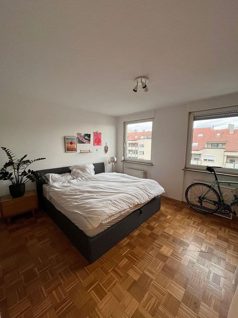 Prenájom bytu 3-izbový 95 m², Berg-am-Laim-Str. 60a, München, Bavorsko Prenájom bytu 3-izbový 95 m², Berg-am-Laim-Str. 60a, München, Bavorsko