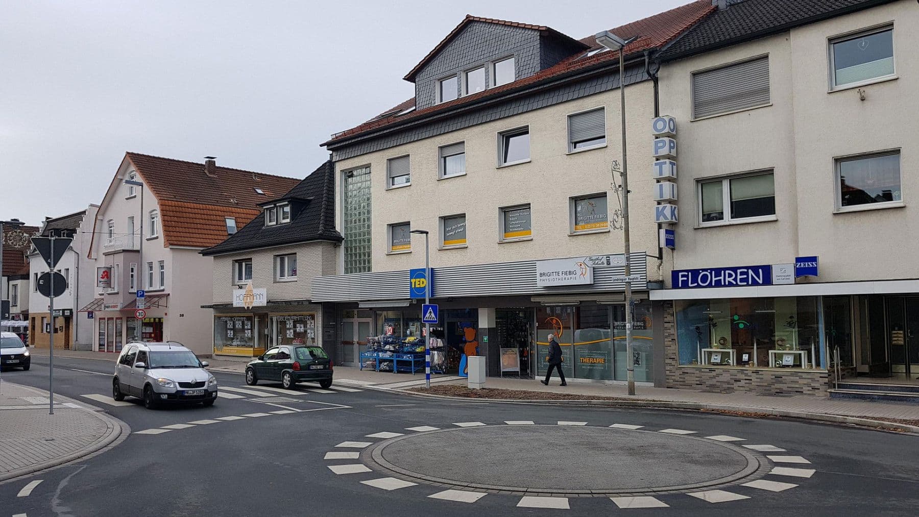 Prenájom nebytového priestoru 410 m², Lendringser Hauptstraße 39, Menden (Sauerland), Severné Porýnie - Westfálsko Prenájom nebytového priestoru 410 m², Lendringser Hauptstraße 39, Menden (Sauerland), Severné Porýnie - Westfálsko