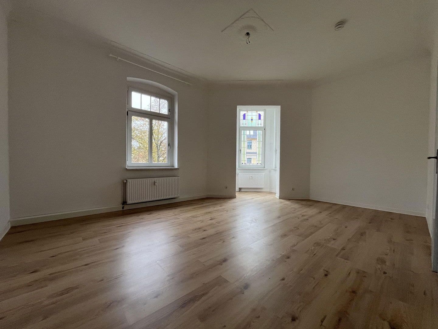 Prenájom bytu 4-izbový 133 m², Lassallestraße 9, Zwickau, Sasko Prenájom bytu 4-izbový 133 m², Lassallestraße 9, Zwickau, Sasko