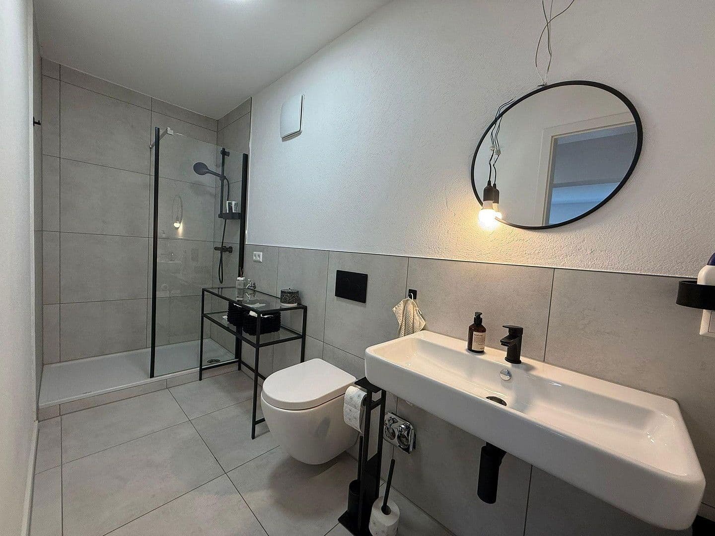 Prenájom bytu 3-izbový 73 m², Innsbrucker Straße 32, Heilbronn, Bádensko-Wurttembersko Prenájom bytu 3-izbový 73 m², Innsbrucker Straße 32, Heilbronn, Bádensko-Wurttembersko