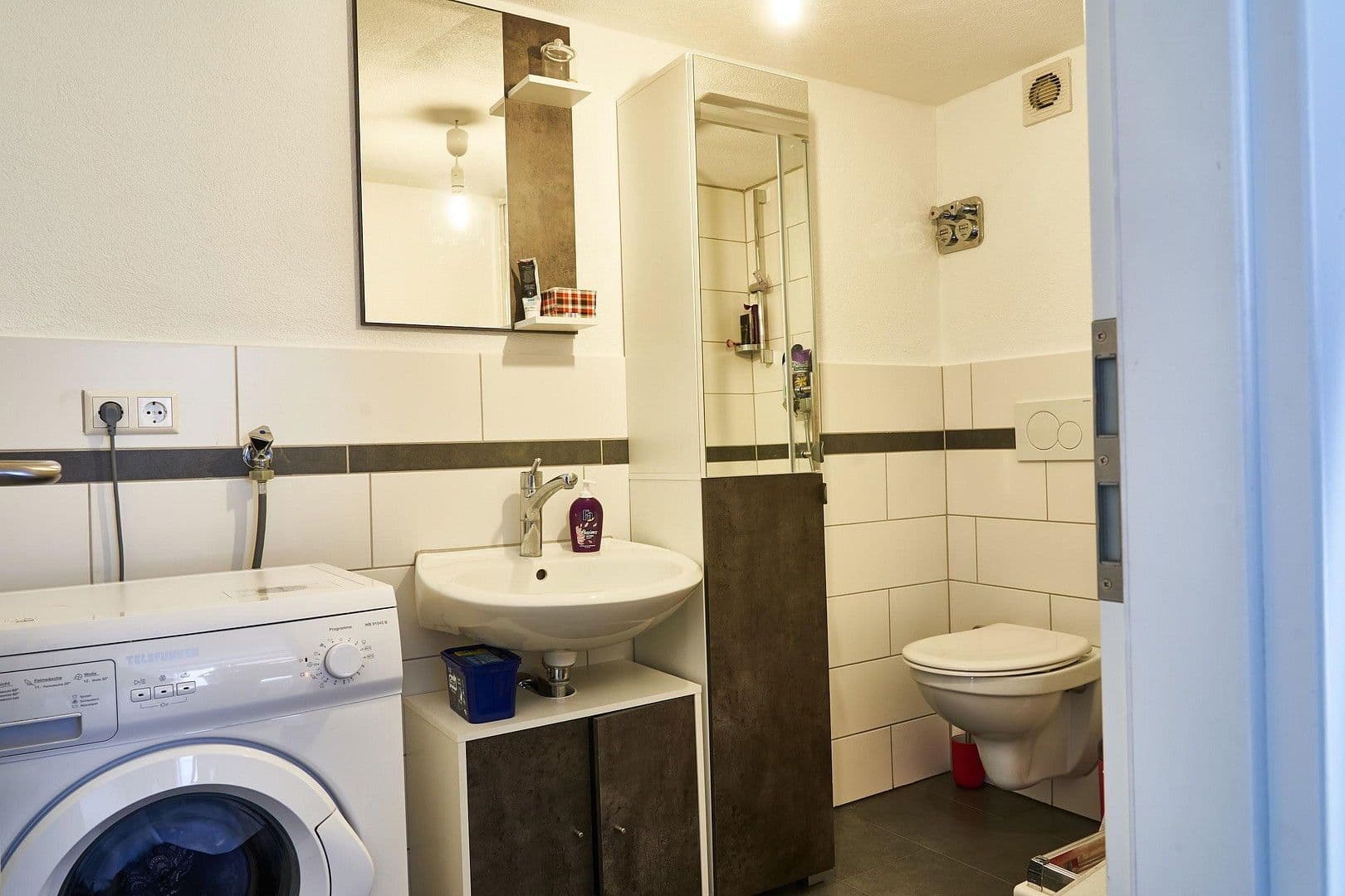 Prenájom bytu 1-izbový 26 m², Hauptstraße 9, Ebersbach an der Fils, Bádensko-Wurttembersko Prenájom bytu 1-izbový 26 m², Hauptstraße 9, Ebersbach an der Fils, Bádensko-Wurttembersko