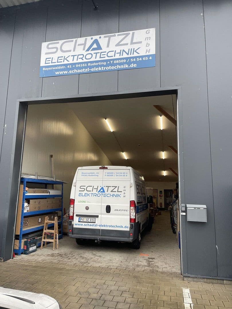 Prenájom nebytového priestoru 150 m², Passauer Straße 26, Ruderting, Bavorsko Prenájom nebytového priestoru 150 m², Passauer Straße 26, Ruderting, Bavorsko