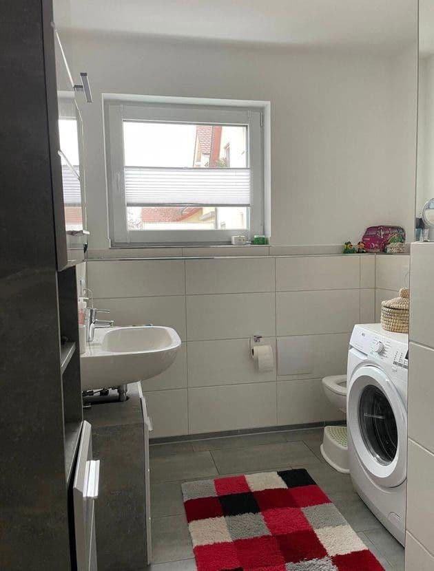 Prenájom bytu 3-izbový 77 m², Villingen-Schwenningen, Bádensko-Wurttembersko Prenájom bytu 3-izbový 77 m², Villingen-Schwenningen, Bádensko-Wurttembersko