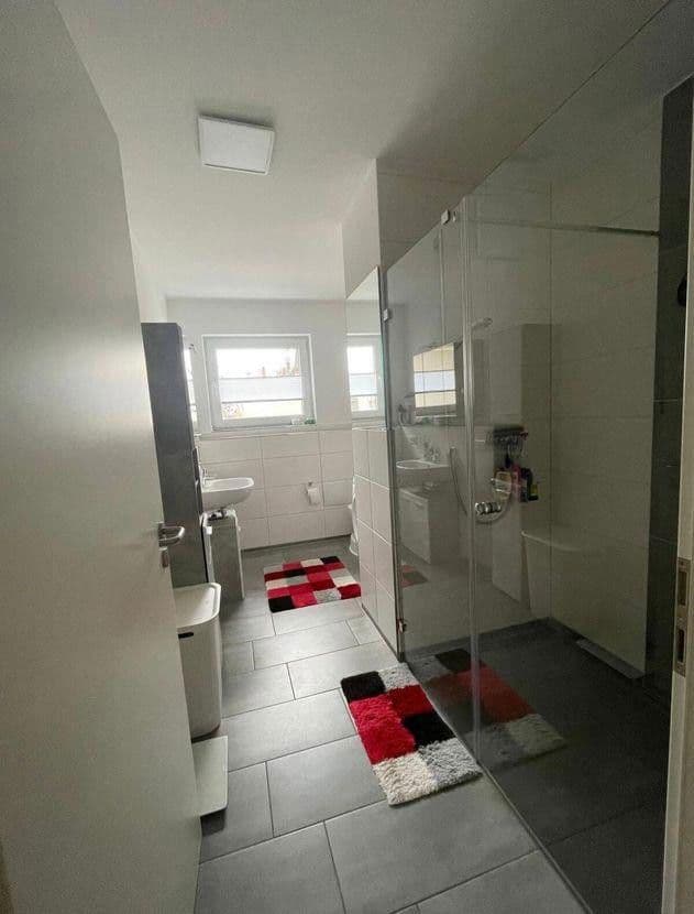 Prenájom bytu 3-izbový 77 m², Villingen-Schwenningen, Bádensko-Wurttembersko Prenájom bytu 3-izbový 77 m², Villingen-Schwenningen, Bádensko-Wurttembersko