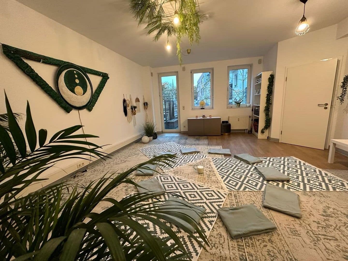 Prenájom kancelárie 82 m², Benesisstr., 24-32, Köln, Severné Porýnie - Westfálsko Prenájom kancelárie 82 m², Benesisstr., 24-32, Köln, Severné Porýnie - Westfálsko