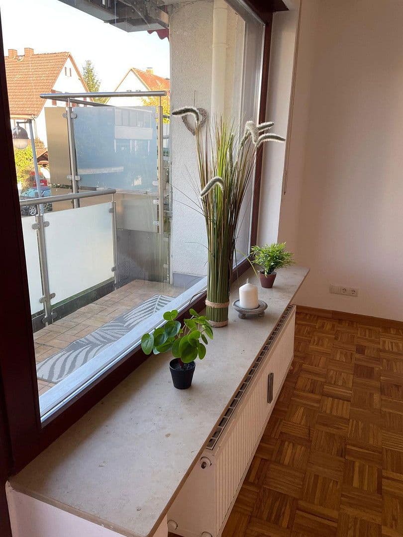 Prenájom bytu 3-izbový 74 m², Waldecker Straße 33, Bad Pyrmont, Dolné Sasko Prenájom bytu 3-izbový 74 m², Waldecker Straße 33, Bad Pyrmont, Dolné Sasko