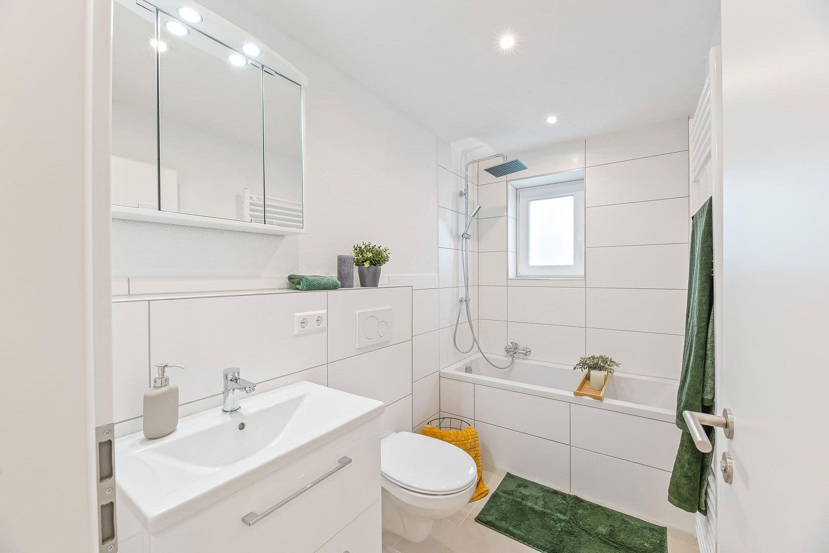 Predaj domu 106 m², pozemek 413 m², Illertissen, Bavorsko Predaj domu 106 m², pozemek 413 m², Illertissen, Bavorsko