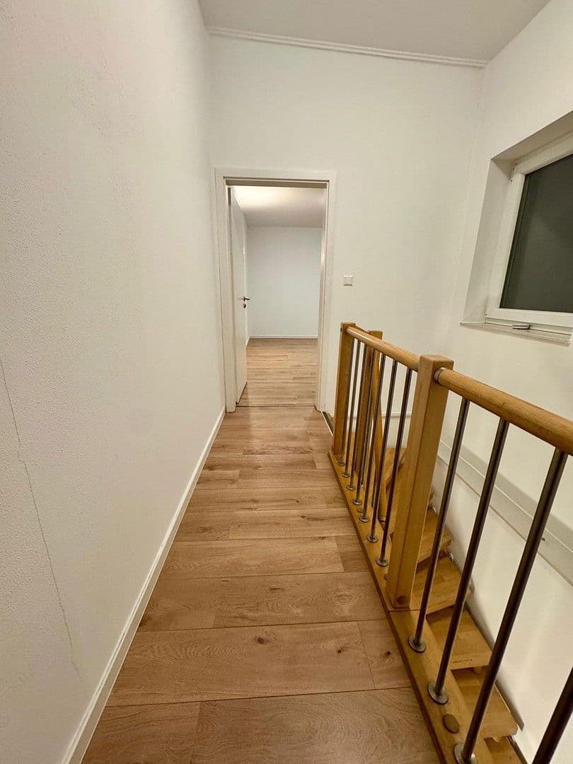 Prenájom bytu 1-izbový 35 m², Durlach, Bádensko-Wurttembersko Prenájom bytu 1-izbový 35 m², Durlach, Bádensko-Wurttembersko