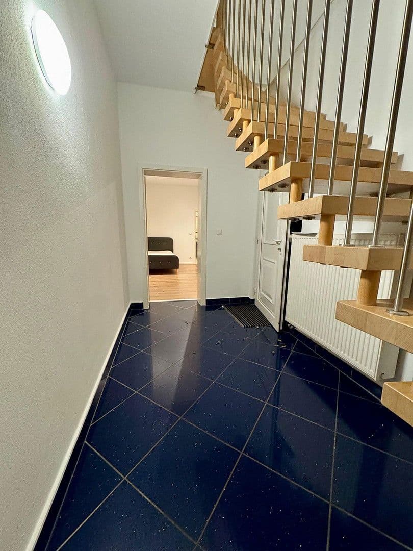 Prenájom bytu 1-izbový 35 m², Durlach, Bádensko-Wurttembersko Prenájom bytu 1-izbový 35 m², Durlach, Bádensko-Wurttembersko