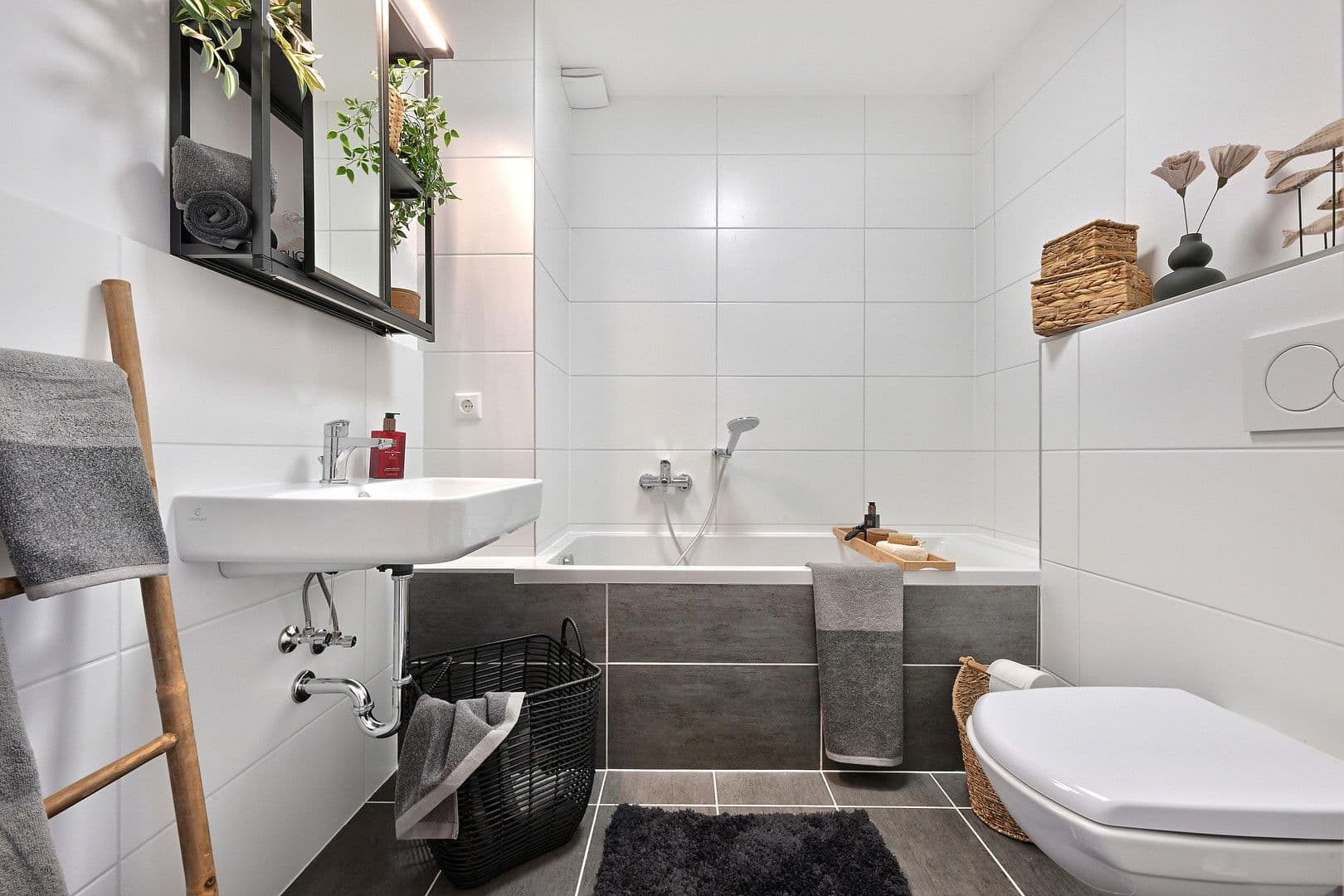 Predaj domu 117 m², pozemek 180 m², Bremen, Brémy Predaj domu 117 m², pozemek 180 m², Bremen, Brémy