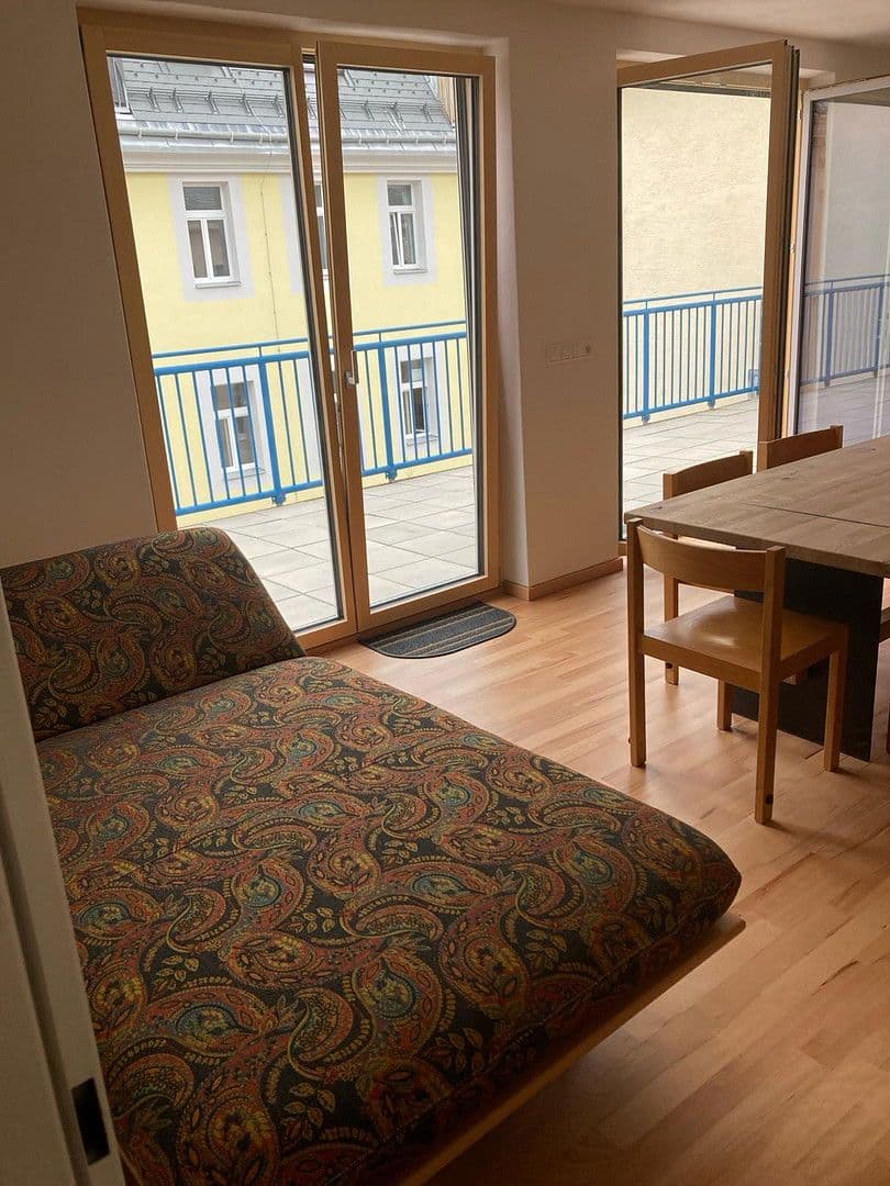 Predaj bytu 3-izbový 64 m², Hirschengasse 16, Stiege 2, Wien, Viedeň Predaj bytu 3-izbový 64 m², Hirschengasse 16, Stiege 2, Wien, Viedeň