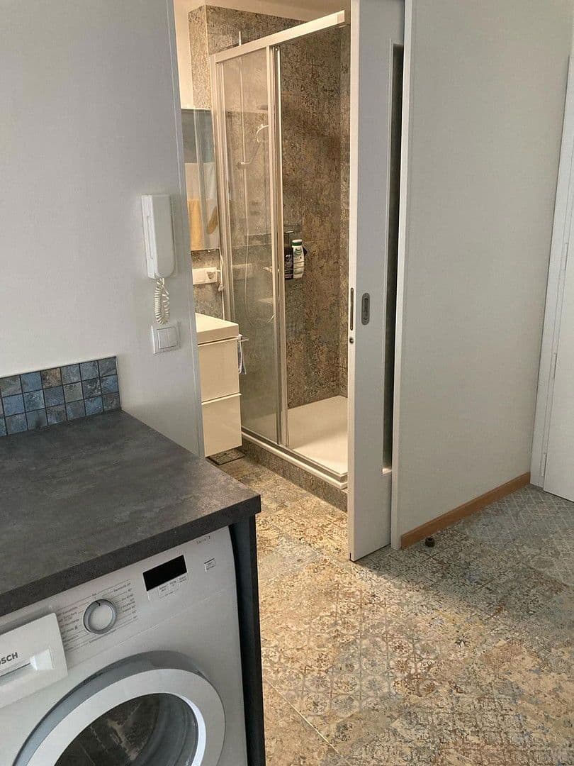 Predaj bytu 3-izbový 64 m², Hirschengasse 16, Stiege 2, Wien, Viedeň Predaj bytu 3-izbový 64 m², Hirschengasse 16, Stiege 2, Wien, Viedeň