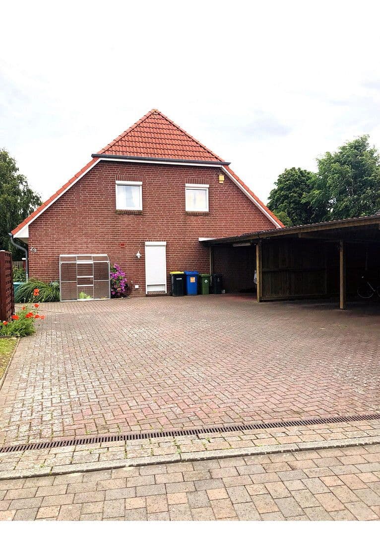 Prenájom bytu 4-izbový 90 m², Tertiustörn 29a, Meldorf, Šlezvicko-Holštajnsko Prenájom bytu 4-izbový 90 m², Tertiustörn 29a, Meldorf, Šlezvicko-Holštajnsko