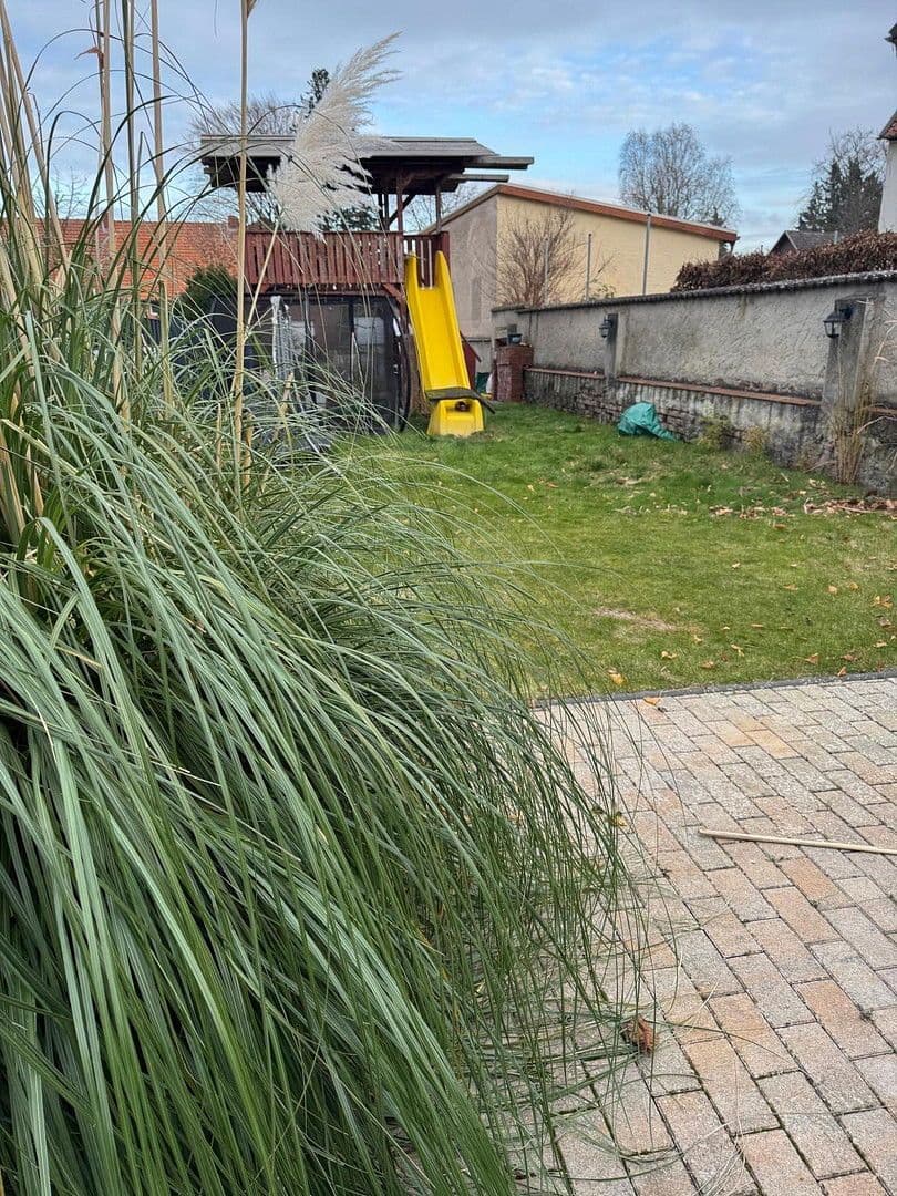 Predaj bytu 4-izbový 170 m², Schellerten, Dolné Sasko Predaj bytu 4-izbový 170 m², Schellerten, Dolné Sasko