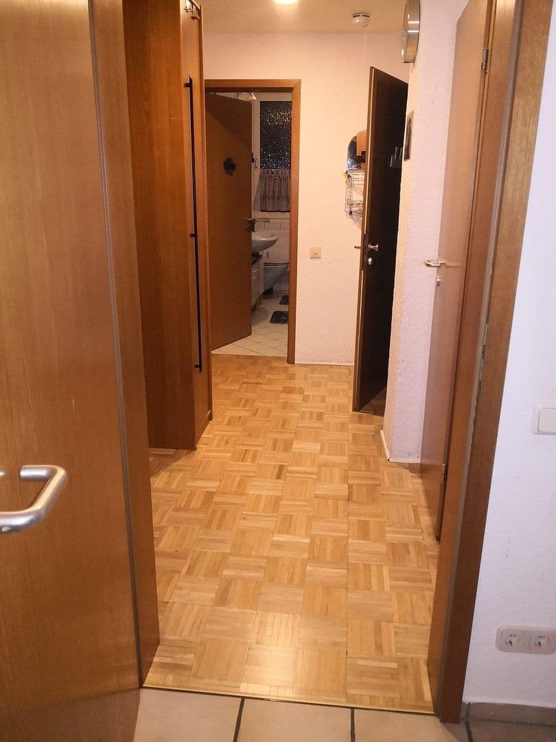 Prenájom bytu 2-izbový 70 m², Düppelstr.10, Essen, Severné Porýnie - Westfálsko Prenájom bytu 2-izbový 70 m², Düppelstr.10, Essen, Severné Porýnie - Westfálsko