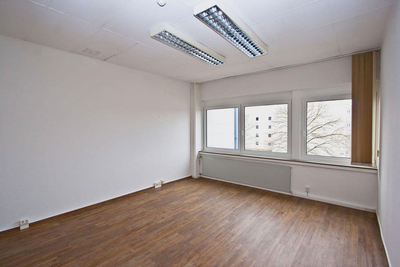 Prenájom kancelárie 5.500 m², Marsbruchstraße 133, Dortmund, Severné Porýnie - Westfálsko Prenájom kancelárie 5.500 m², Marsbruchstraße 133, Dortmund, Severné Porýnie - Westfálsko