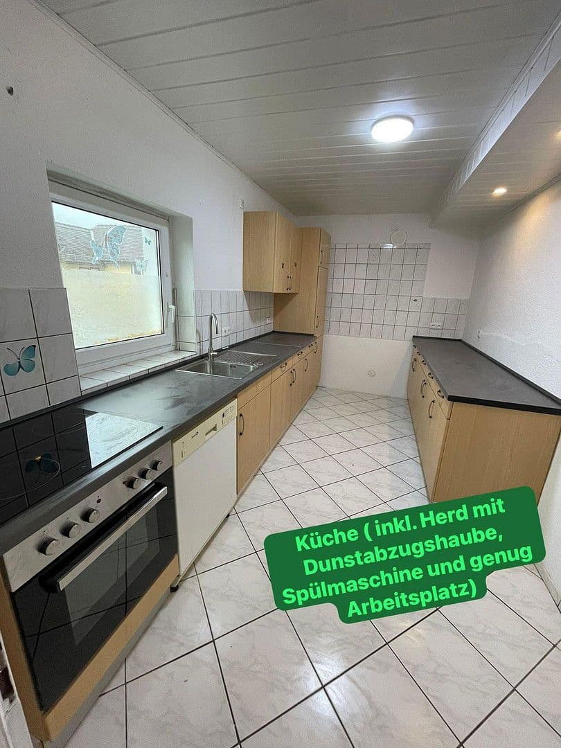 Prenájom bytu 5-izbový 90 m², Wetzlar, Hesensko Prenájom bytu 5-izbový 90 m², Wetzlar, Hesensko