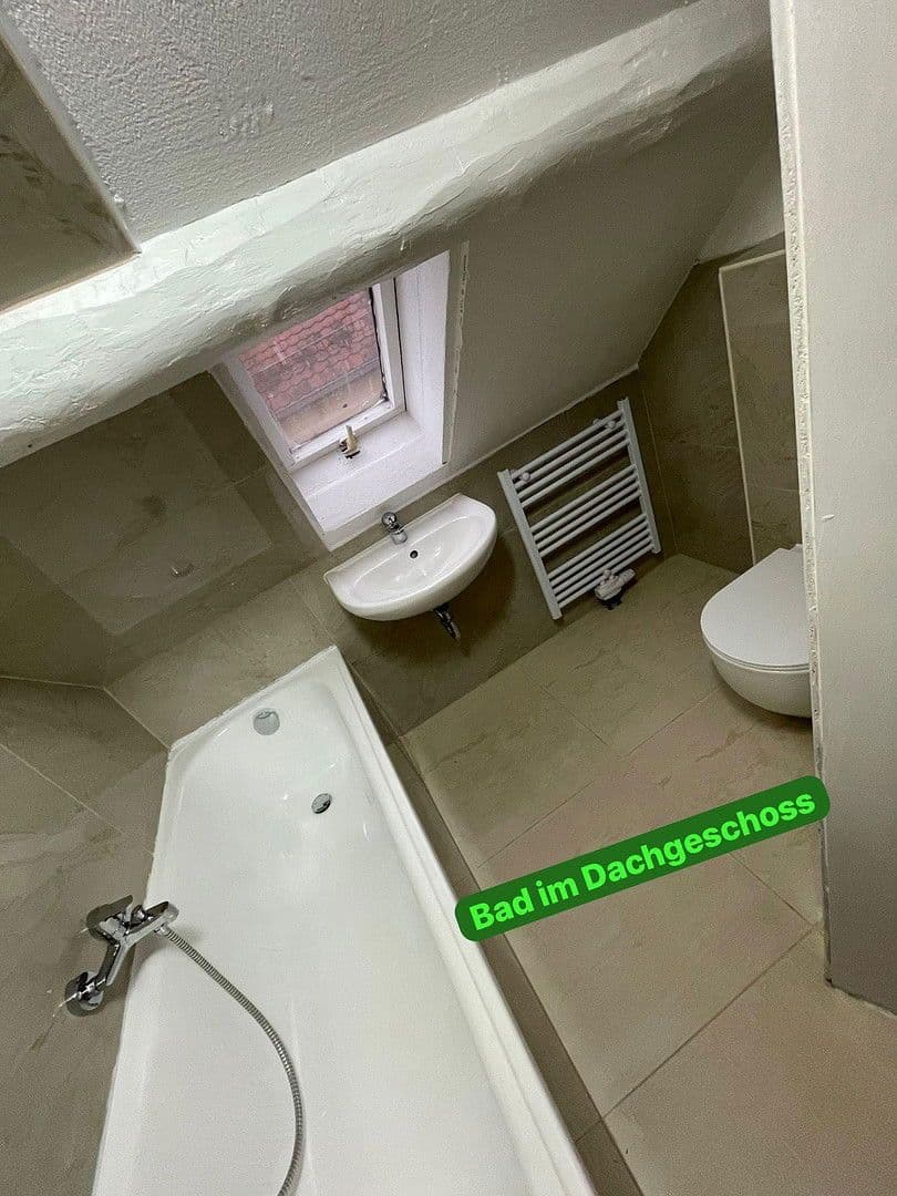 Prenájom bytu 5-izbový 90 m², Wetzlar, Hesensko Prenájom bytu 5-izbový 90 m², Wetzlar, Hesensko