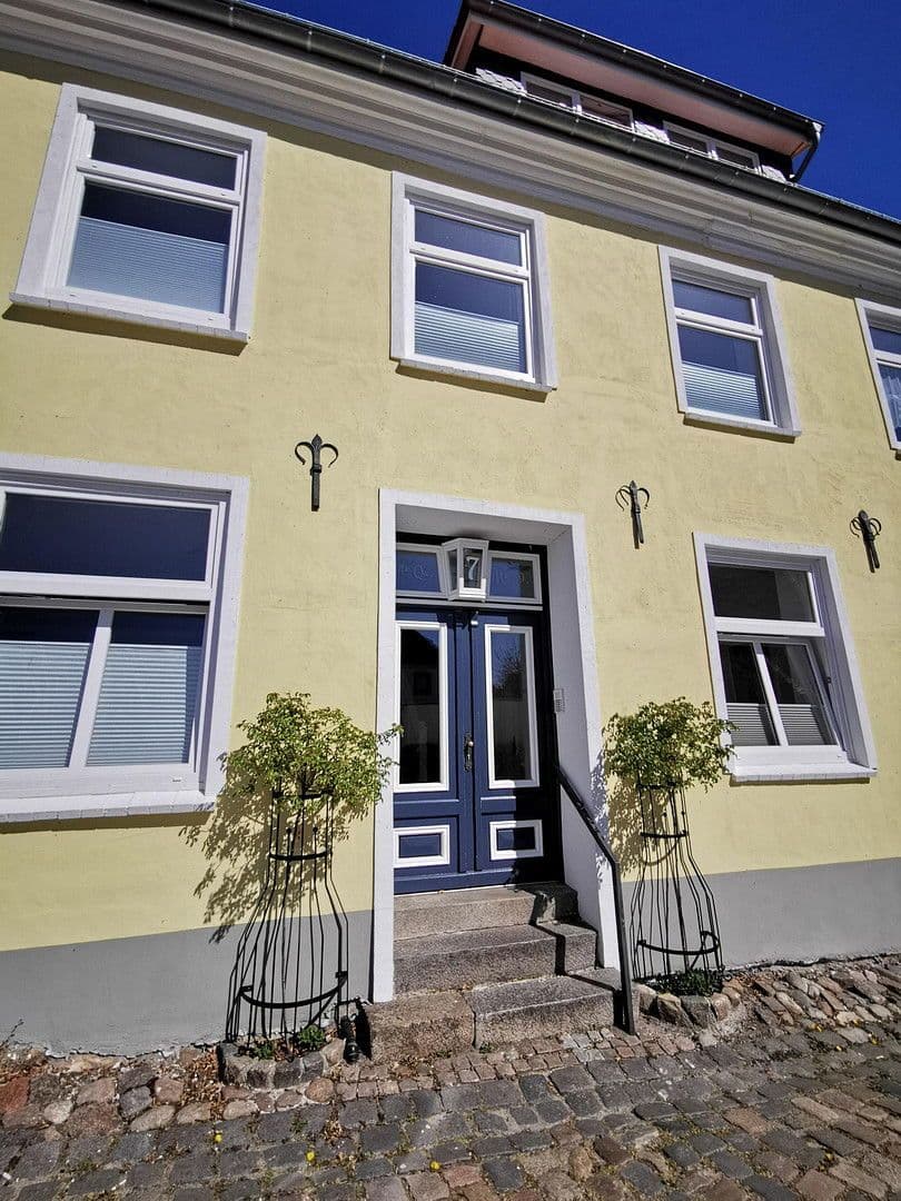 Prenájom bytu 3-izbový 85 m², Hafenstraße 7, Schleswig, Šlezvicko-Holštajnsko Prenájom bytu 3-izbový 85 m², Hafenstraße 7, Schleswig, Šlezvicko-Holštajnsko