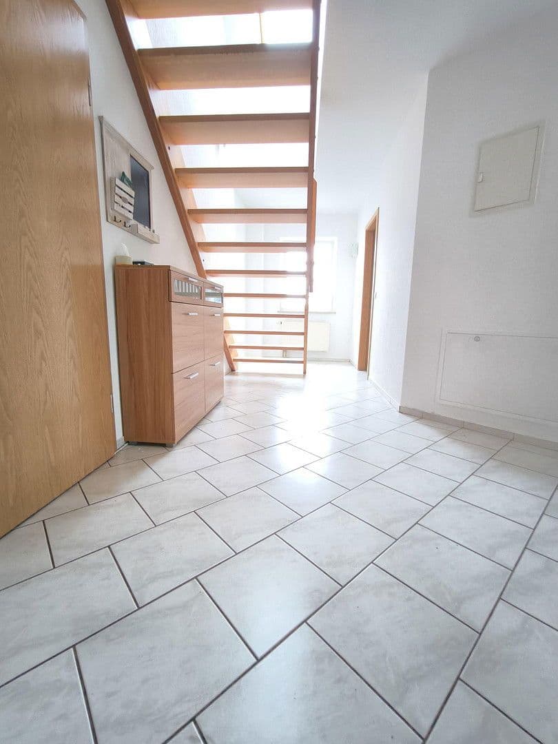 Prenájom bytu 4-izbový 115 m², Chemnitztalstraße 159, Chemnitz, Sasko Prenájom bytu 4-izbový 115 m², Chemnitztalstraße 159, Chemnitz, Sasko