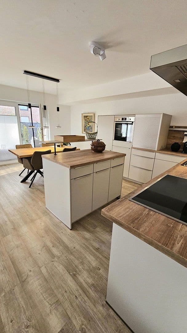 Predaj bytu 2-izbový 80 m², Nienhagen, Dolné Sasko Predaj bytu 2-izbový 80 m², Nienhagen, Dolné Sasko