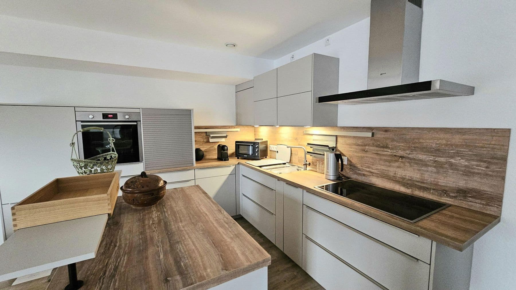 Predaj bytu 2-izbový 80 m², Nienhagen, Dolné Sasko Predaj bytu 2-izbový 80 m², Nienhagen, Dolné Sasko