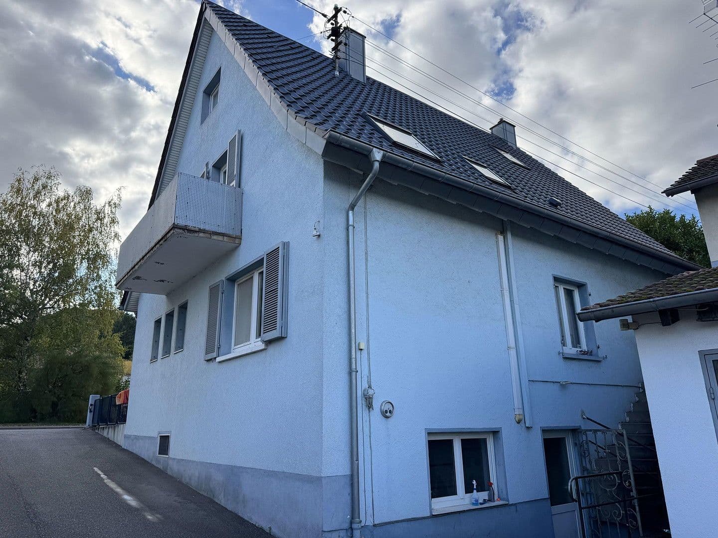 Prenájom domu 195 m², pozemek 350 m², Weinstrasse 181, Albersweiler, Porýnie-Falcko Prenájom domu 195 m², pozemek 350 m², Weinstrasse 181, Albersweiler, Porýnie-Falcko