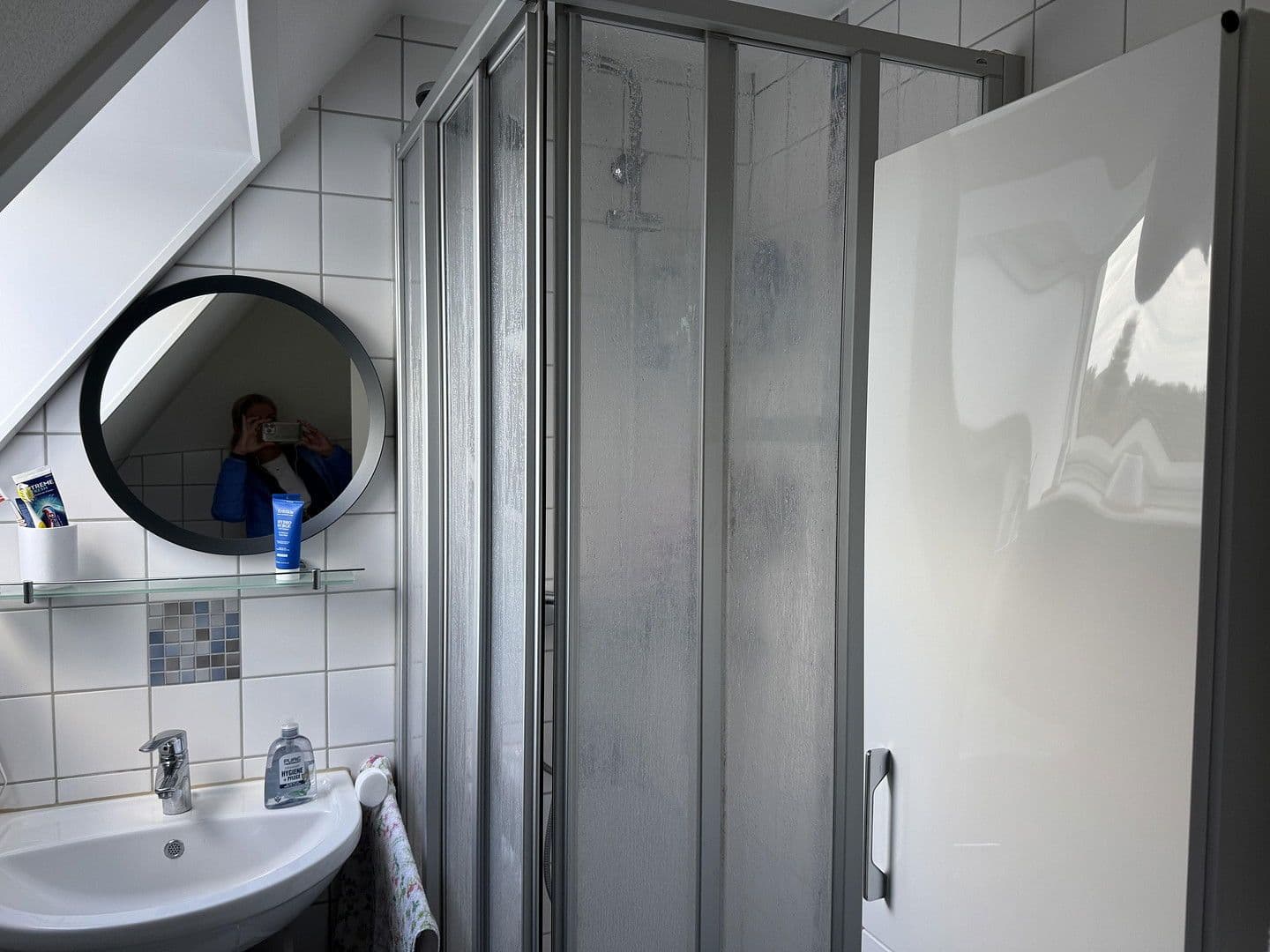 Prenájom domu 195 m², pozemek 350 m², Weinstrasse 181, Albersweiler, Porýnie-Falcko Prenájom domu 195 m², pozemek 350 m², Weinstrasse 181, Albersweiler, Porýnie-Falcko