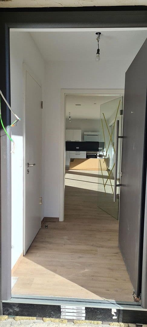 Prenájom bytu 3-izbový 87 m², Überlingen, Bádensko-Wurttembersko Prenájom bytu 3-izbový 87 m², Überlingen, Bádensko-Wurttembersko