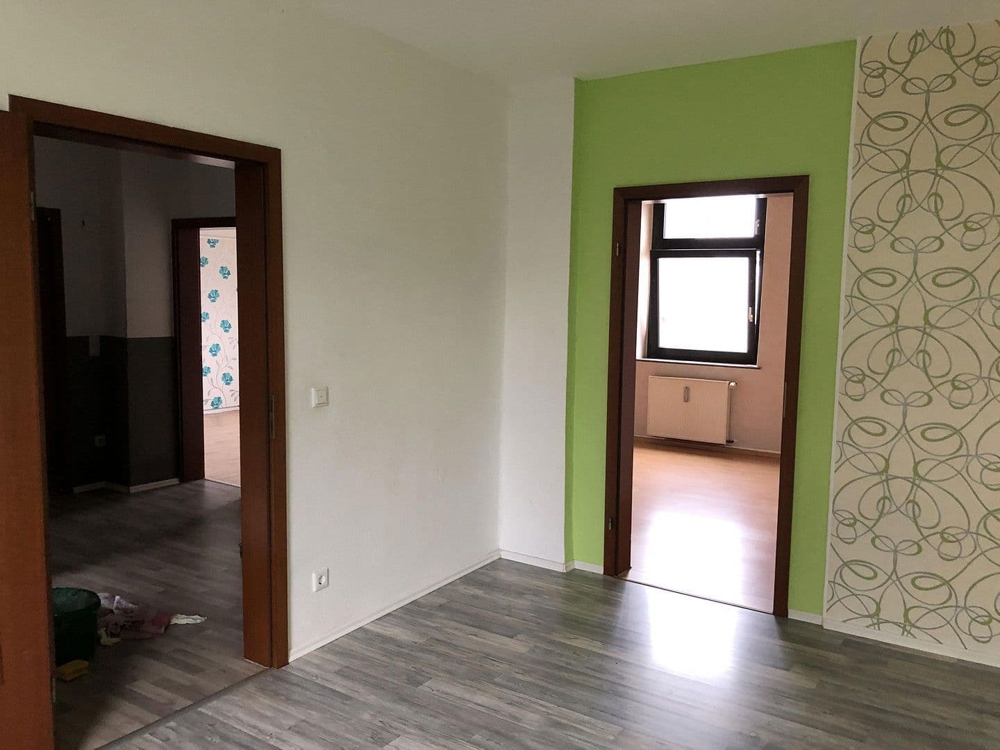 Prenájom bytu 5-izbový 105 m², Flurstr.41, Oberhausen, Severné Porýnie - Westfálsko Prenájom bytu 5-izbový 105 m², Flurstr.41, Oberhausen, Severné Porýnie - Westfálsko