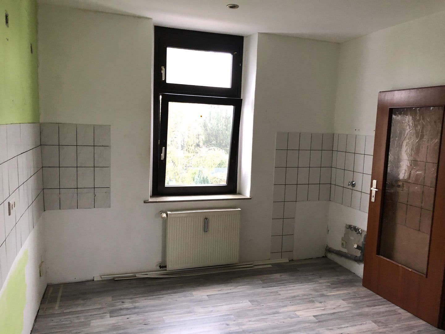 Prenájom bytu 5-izbový 105 m², Flurstr.41, Oberhausen, Severné Porýnie - Westfálsko Prenájom bytu 5-izbový 105 m², Flurstr.41, Oberhausen, Severné Porýnie - Westfálsko