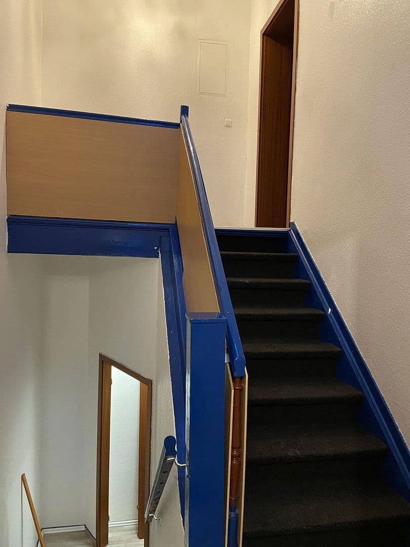 Prenájom bytu 5-izbový 105 m², Flurstr.41, Oberhausen, Severné Porýnie - Westfálsko Prenájom bytu 5-izbový 105 m², Flurstr.41, Oberhausen, Severné Porýnie - Westfálsko