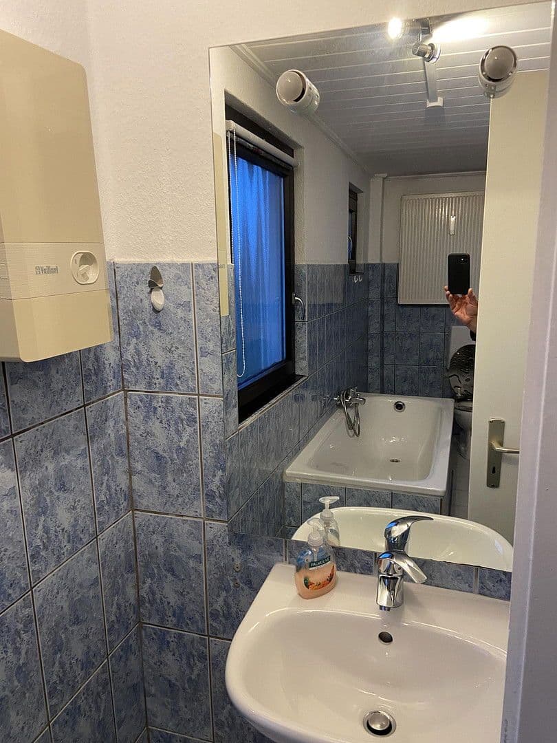 Prenájom bytu 5-izbový 105 m², Flurstr.41, Oberhausen, Severné Porýnie - Westfálsko Prenájom bytu 5-izbový 105 m², Flurstr.41, Oberhausen, Severné Porýnie - Westfálsko