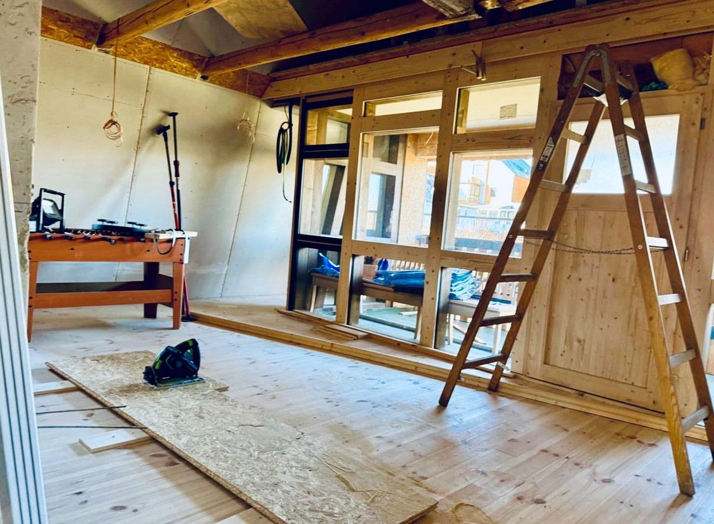 Predaj domu 260 m², pozemek 9.000 m², Glauchauer Straße 12, Glauchau, Sasko Predaj domu 260 m², pozemek 9.000 m², Glauchauer Straße 12, Glauchau, Sasko