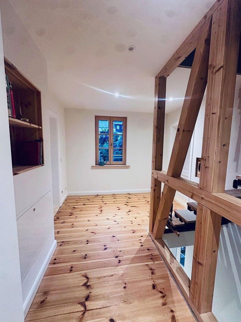 Predaj domu 260 m², pozemek 9.000 m², Glauchauer Straße 12, Glauchau, Sasko Predaj domu 260 m², pozemek 9.000 m², Glauchauer Straße 12, Glauchau, Sasko