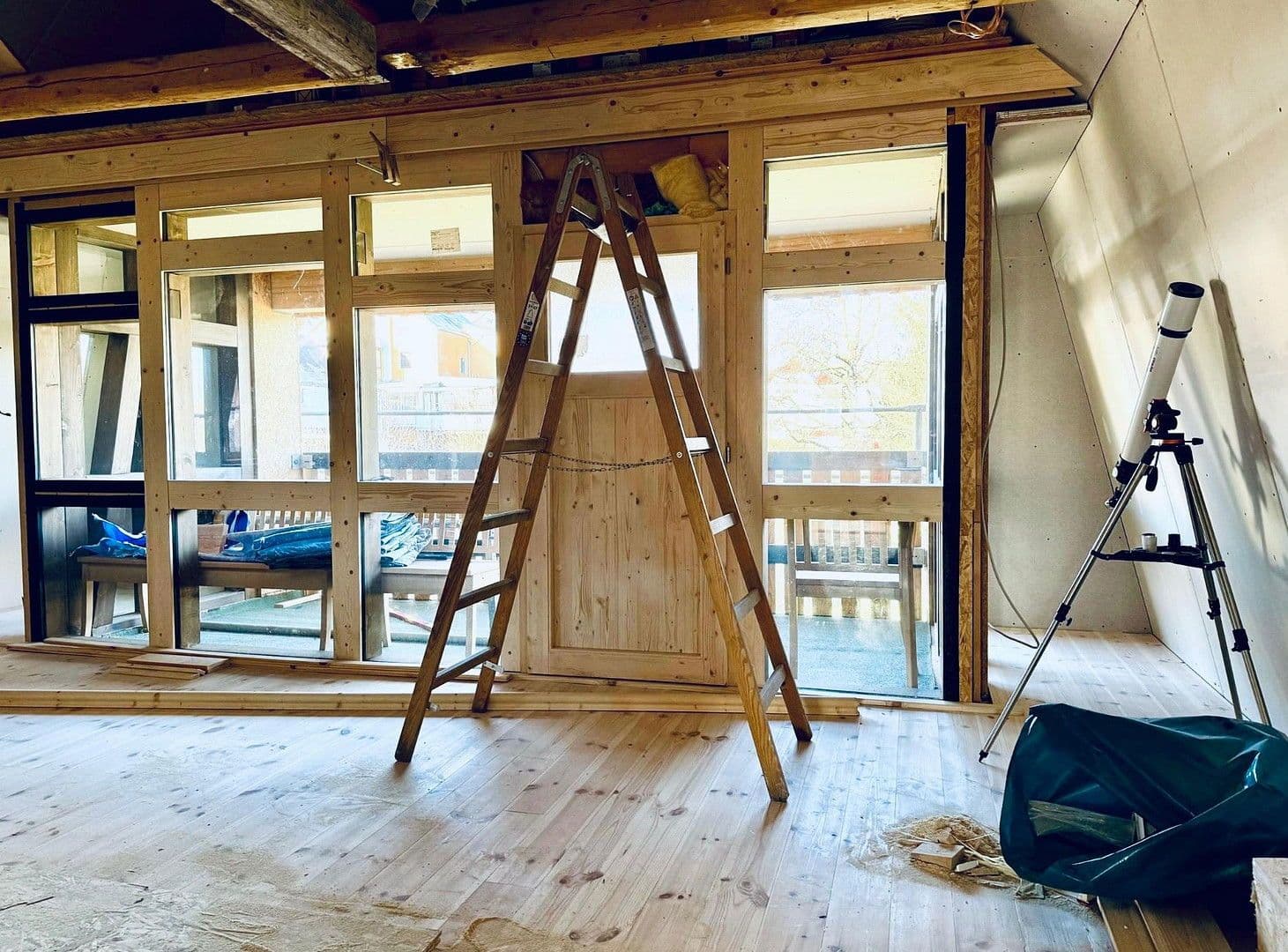 Predaj domu 260 m², pozemek 9.000 m², Glauchauer Straße 12, Glauchau, Sasko Predaj domu 260 m², pozemek 9.000 m², Glauchauer Straße 12, Glauchau, Sasko