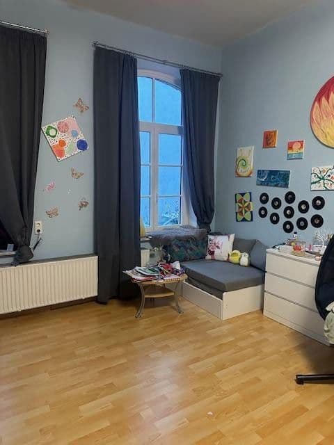 Prenájom bytu 4-izbový 126 m², Uhlemeyerstr. 15, Hannover, Dolné Sasko Prenájom bytu 4-izbový 126 m², Uhlemeyerstr. 15, Hannover, Dolné Sasko