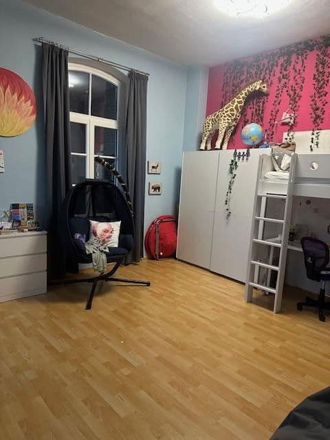 Prenájom bytu 4-izbový 126 m², Uhlemeyerstr. 15, Hannover, Dolné Sasko Prenájom bytu 4-izbový 126 m², Uhlemeyerstr. 15, Hannover, Dolné Sasko